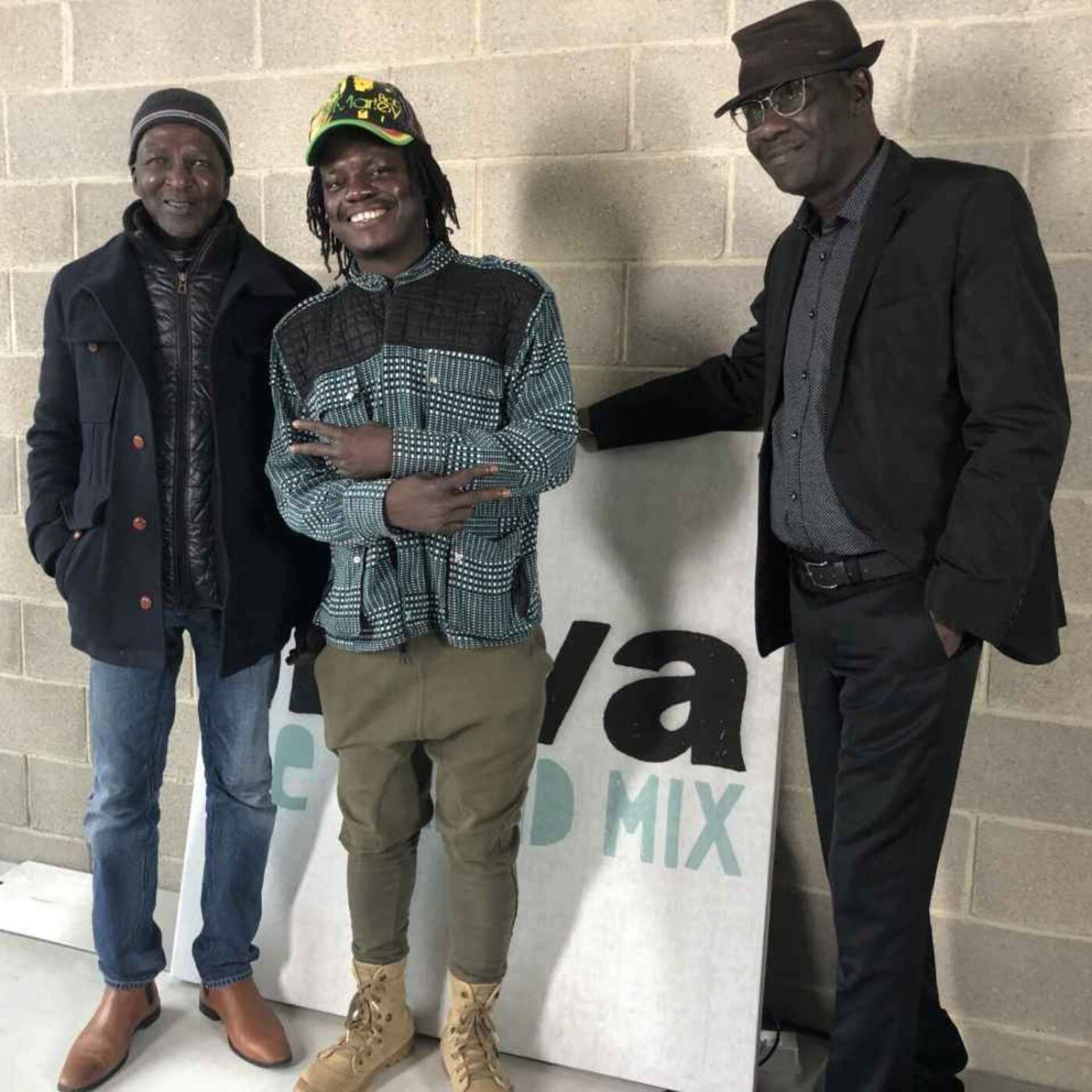Mag d’Ici et d’Ailleurs : En janvier 2019, le chanteur Ismaïla Touré était de passage dans Néo Géo Nova avec son frère Sixu. Retour et hommage - en musique -  au groupe sénéglais Touré Ku