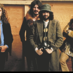 Pourquoi Led Zeppelin a joué devant une centaine de personne au Kremlin-Bicêtre, alors que tout le monde attendait les Charlots ?