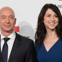 L'ex-femme de Jeff Bezos donne sans compter les milliards de son ex-mari
