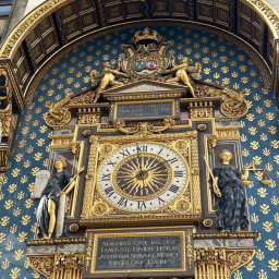 [1 min à Paris] La première horloge publique