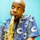 Archive : le saxophoniste Orlando Julius dans Néo Géo Nova en 2011