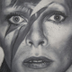 Comment la personnalité complexe de David Bowie a-t-elle influencé le monde de la musique ?