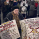 Elena Osipova, 76 ans, manifeste tous les jours contre la guerre